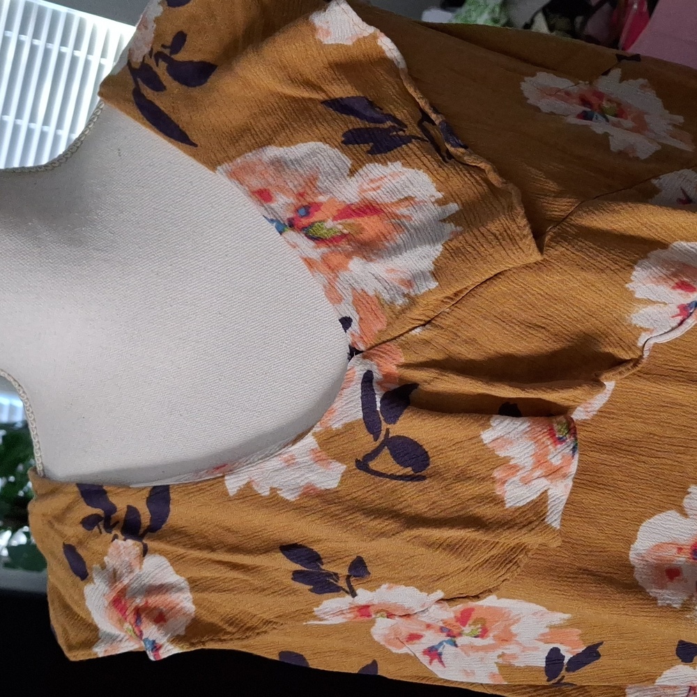 To - Picture 2 of 4